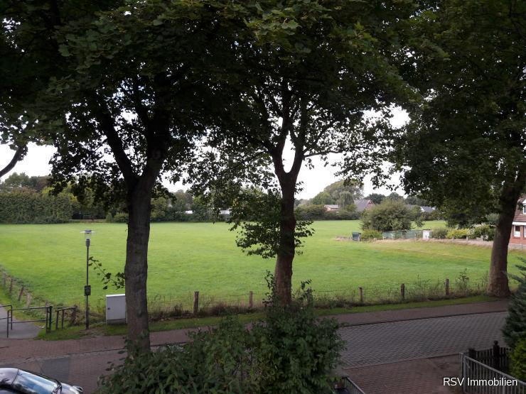 Blick-Stra�enseite Einfamilienhaus Prisdorf