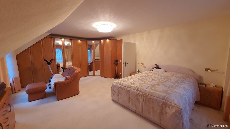 Schlafzimmer Doppelhaush�lfte Schwerin