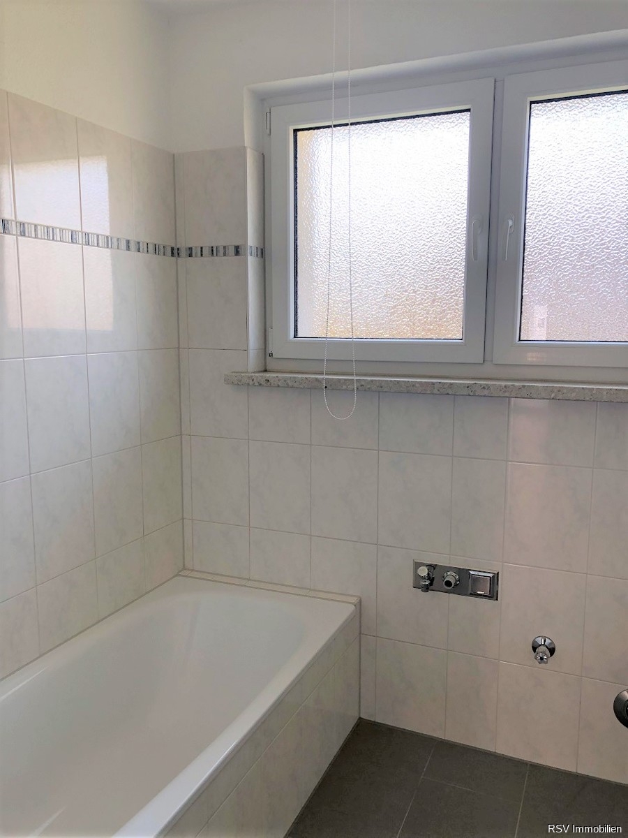 Bad OEG Etagenwohnung M�lln