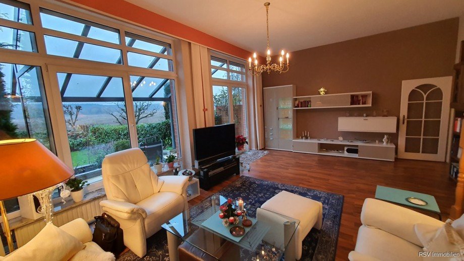 Wohnzimmer - Blick auf Terrasse Doppelhaush�lfte Schwerin