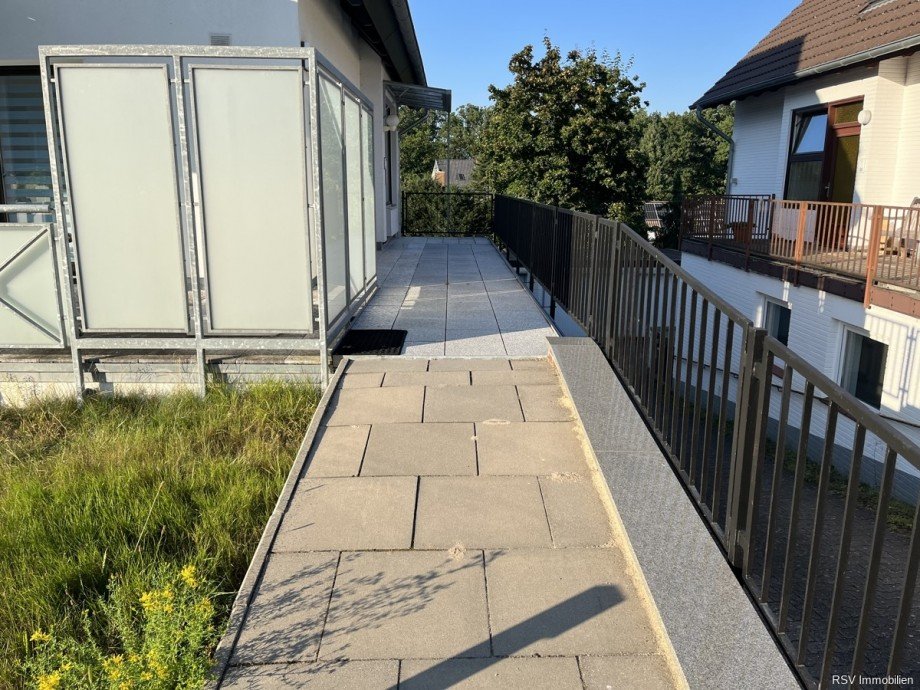 Aufgang-zum-Treppenhauseingang Etagenwohnung M�lln
