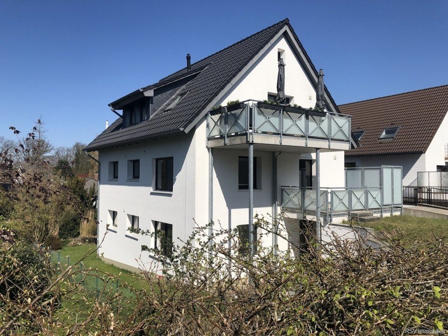 MFH Frontansicht Etagenwohnung M�lln