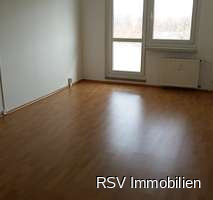 Wohnzimmer 6 JobCenter geeignete 1-Zi. 35m� - sofort verf�gbar - Fitnesstudio kostenlos inklusive