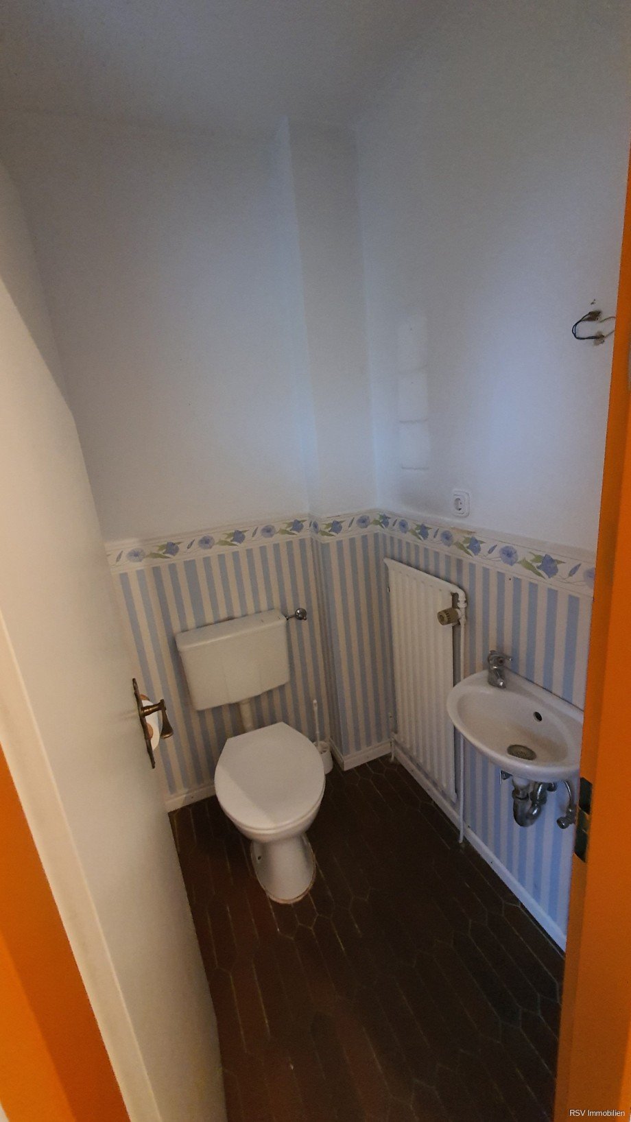 2020_11_09_09_18_58-Fotos TF-Rissener Str 69b, Wedel-20201109_151856-_02 Reihenmittelhaus Wedel