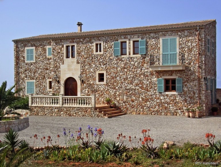 Frontansicht Le Cannet-des-Maures Ferienhaus Charmantes Landhaus in S�dfrankreich