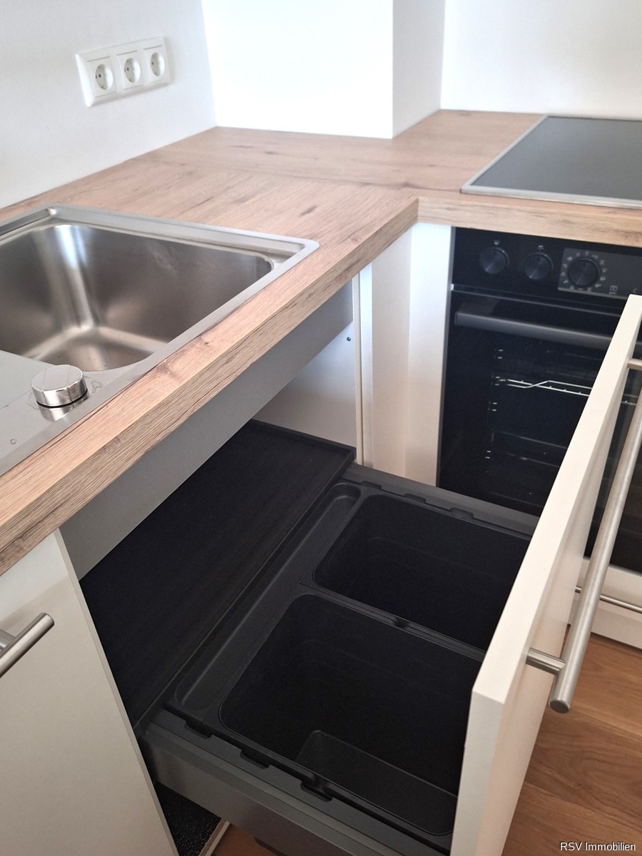 Sp�le mit Abfall-Unterschrank Erdgeschosswohnung Kappeln