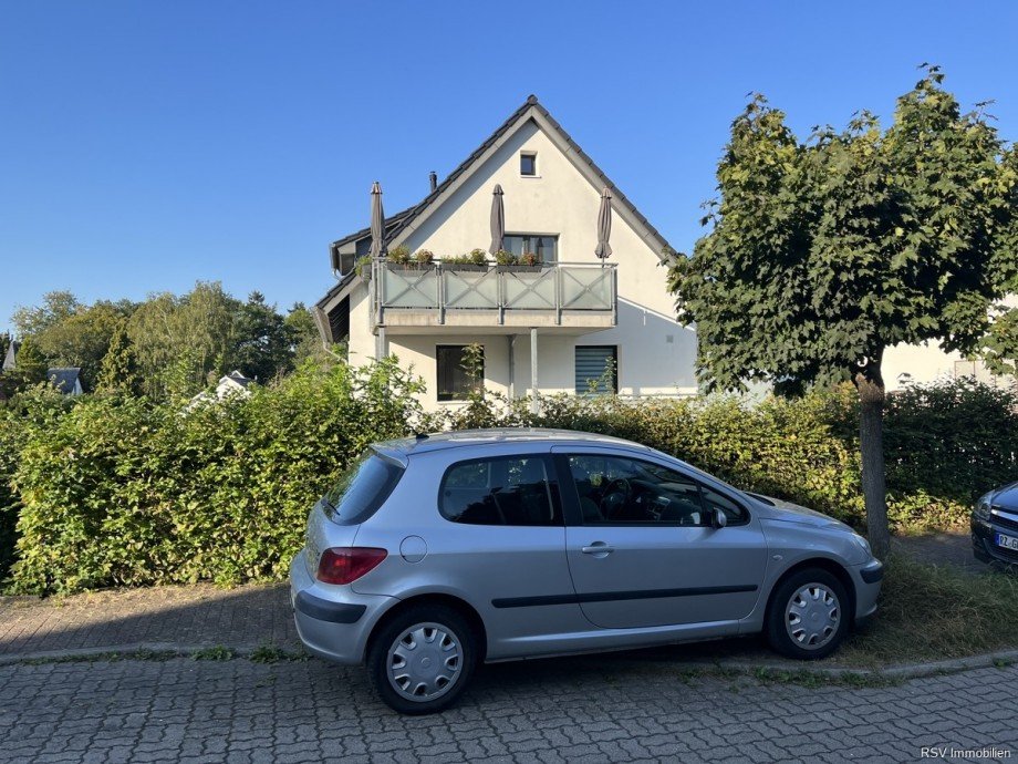 Stra�enseite Etagenwohnung M�lln
